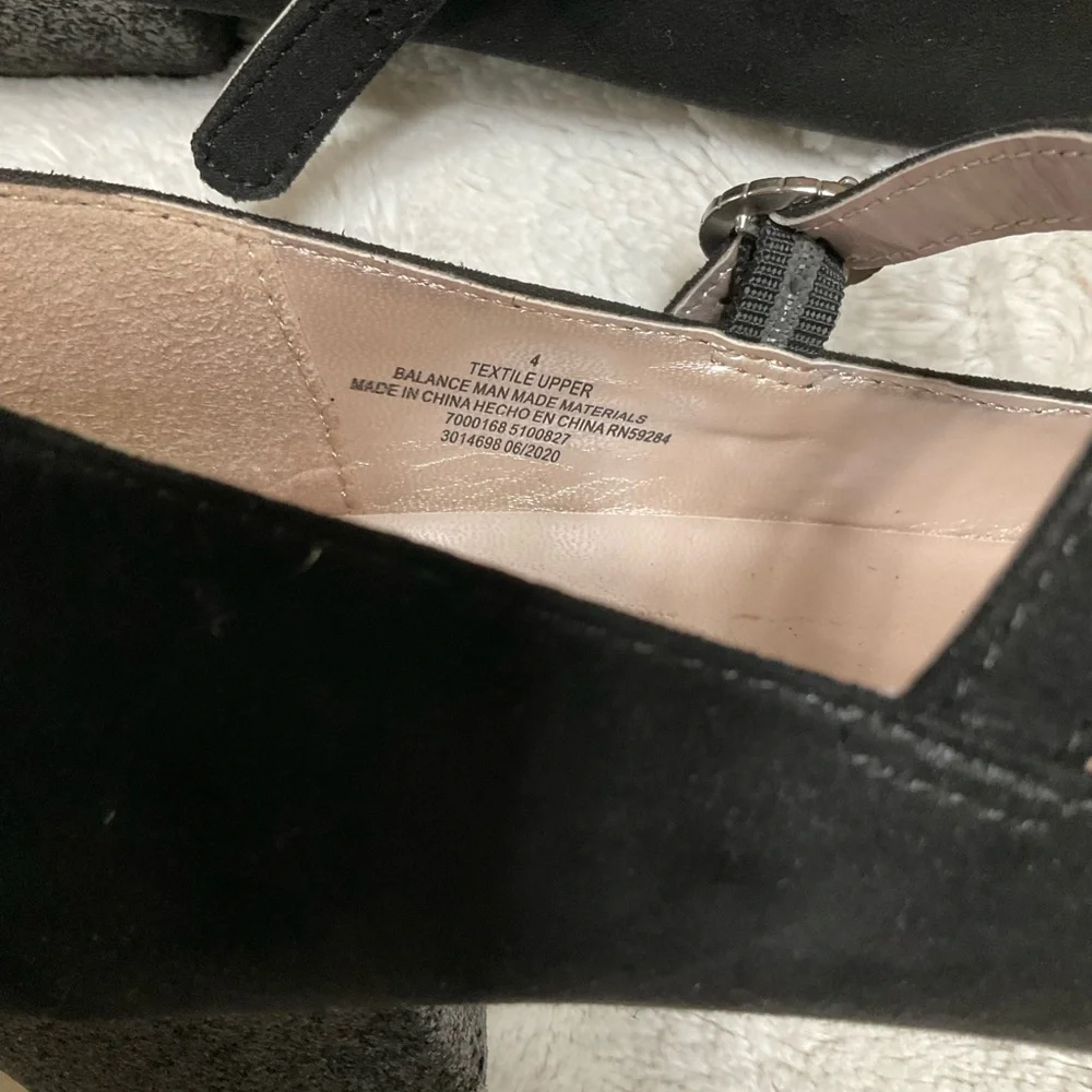 The Children's Place Black Dress Shoes Mary Jane Style